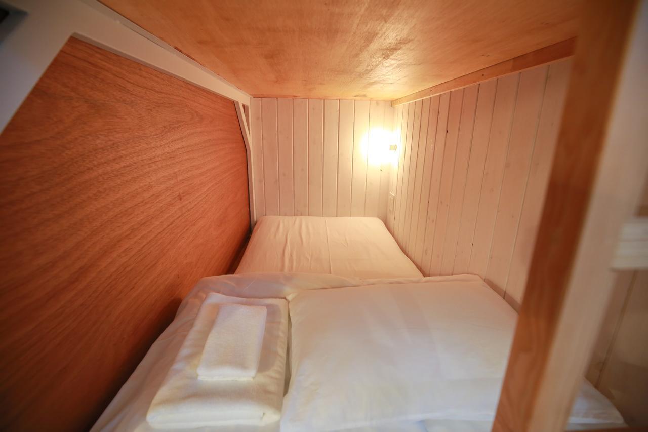 Tinys Yokohama Hinodecho Hostel Εξωτερικό φωτογραφία